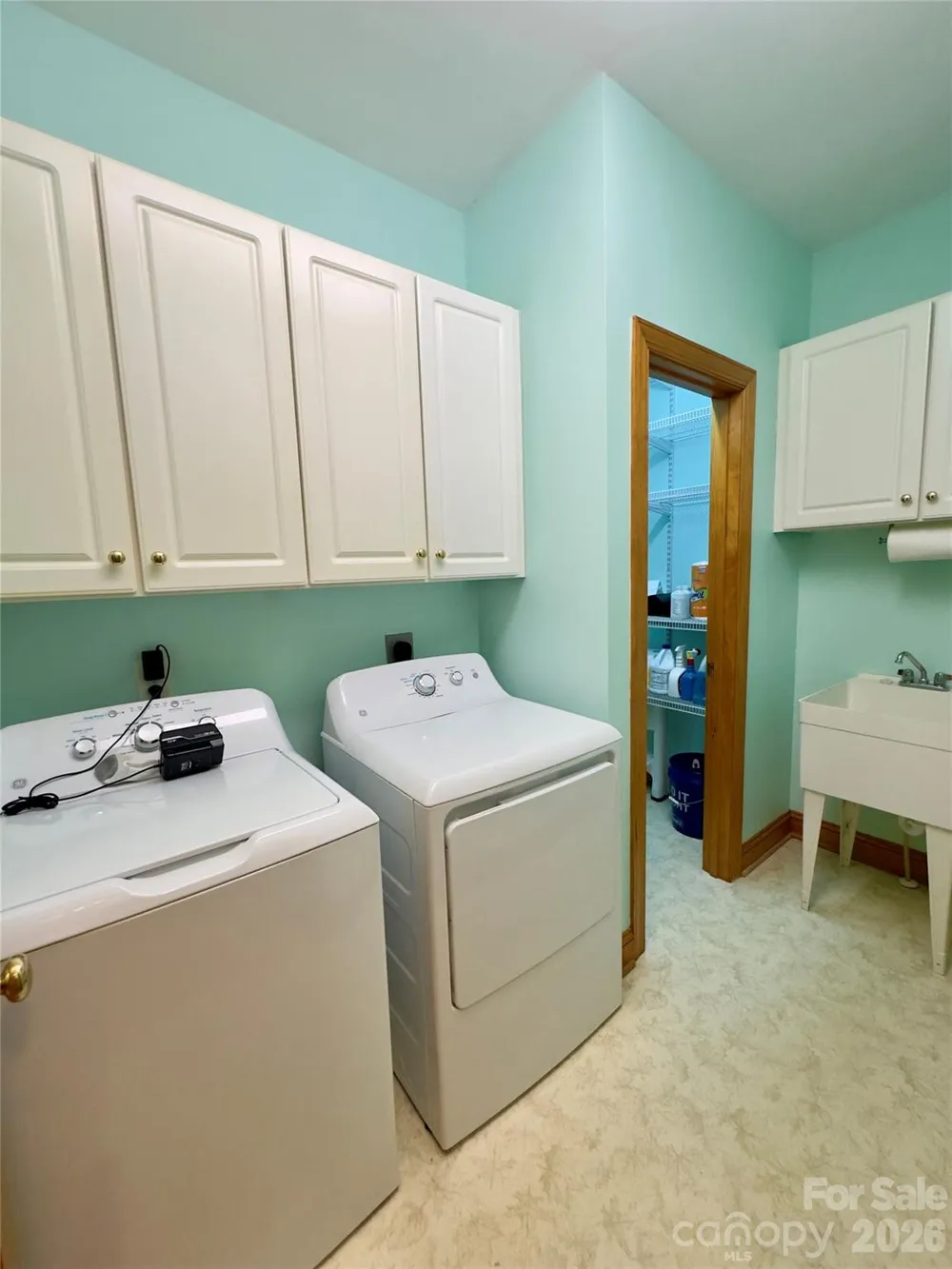 906 Rocky Cove Lane Denton, NC 27239