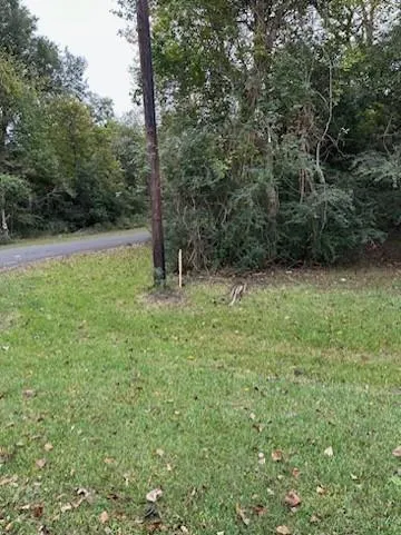 Reeves Cemetery Road