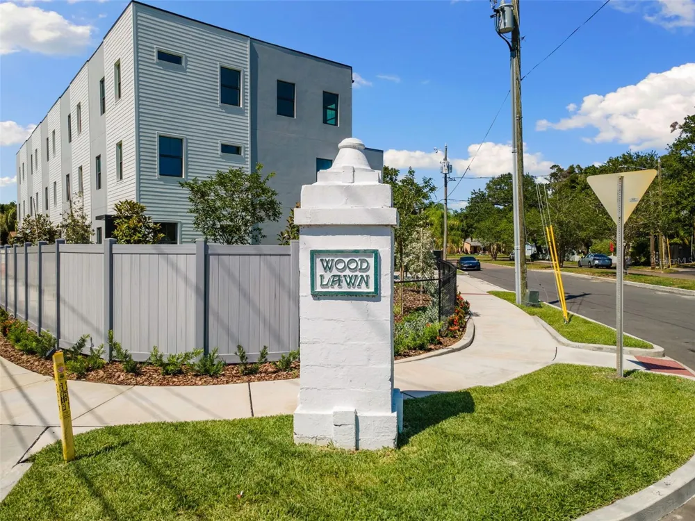 2205 16TH STREET St Petersburg, FL 33704