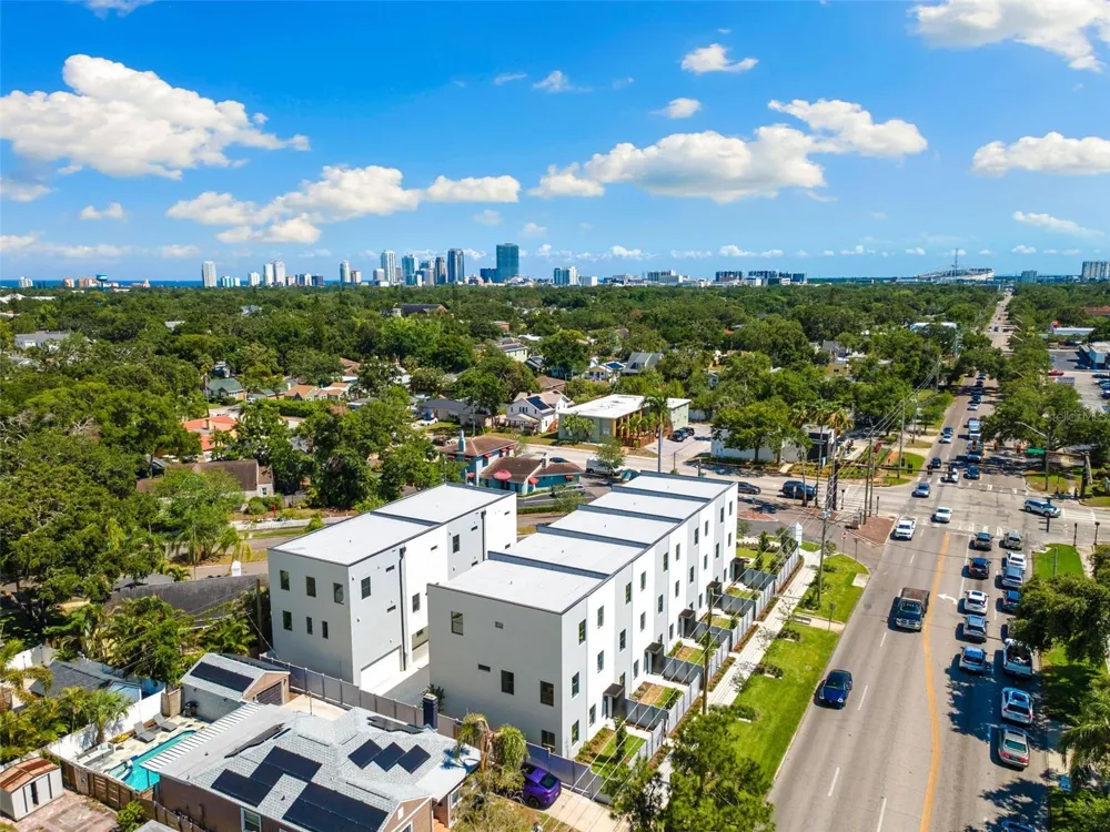 2205 16TH STREET St Petersburg, FL 33704