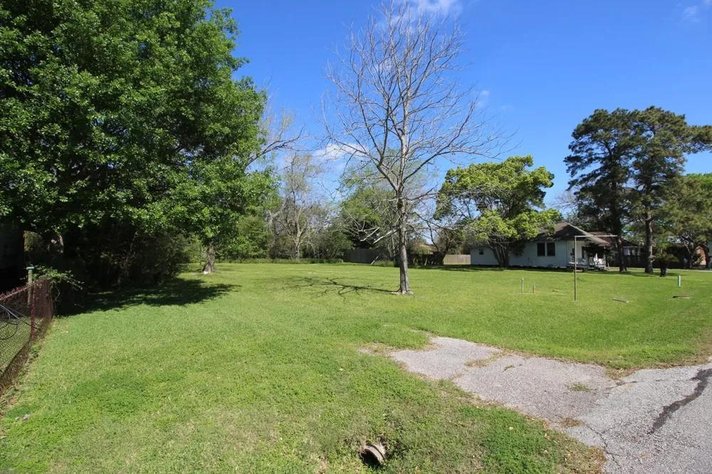 1305 Anders Avenue Seabrook, TX 77586
