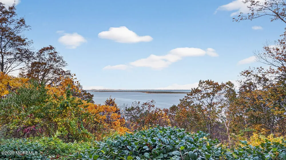 12 E Garfield Avenue Atlantic Highlands, NJ 07716