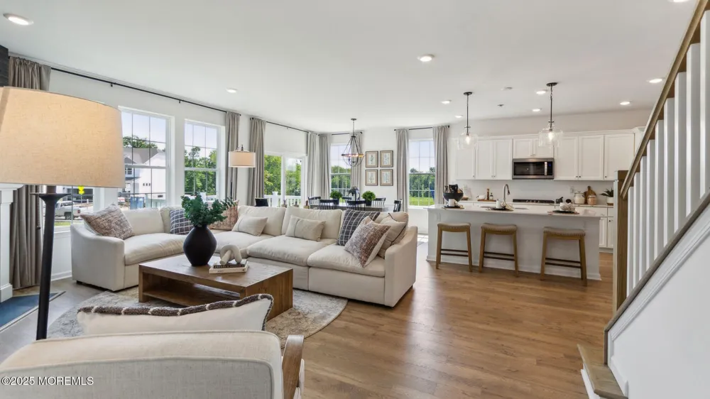 12 E Garfield Avenue Atlantic Highlands, NJ 07716