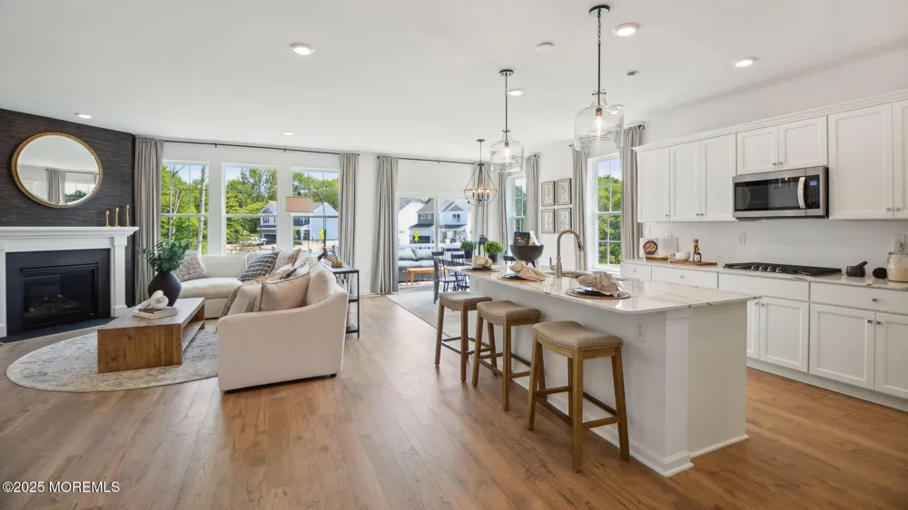 12 E Garfield Avenue Atlantic Highlands, NJ 07716