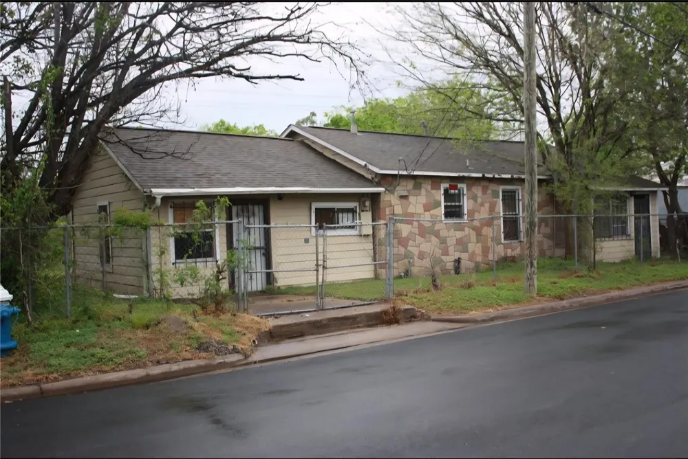 1403 E 36th Street Houston, TX 77022