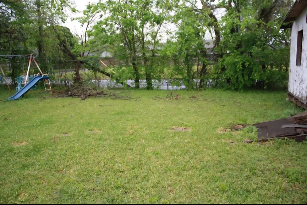 1403 E 36th Street Houston, TX 77022