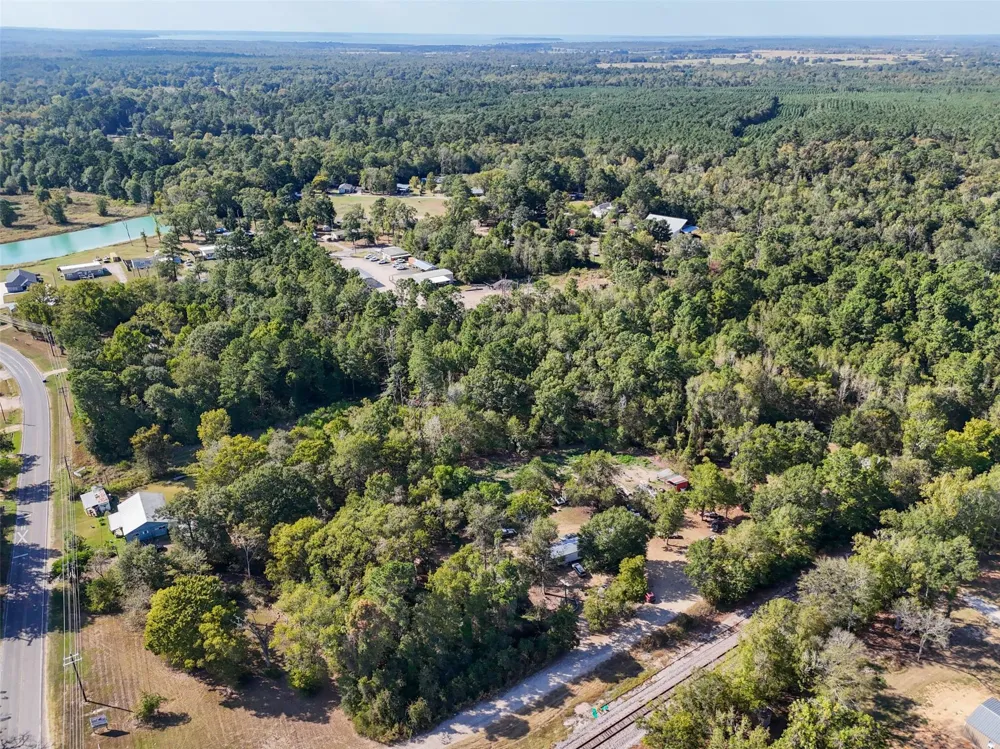 406 W Fm 1988 Goodrich, TX 77335