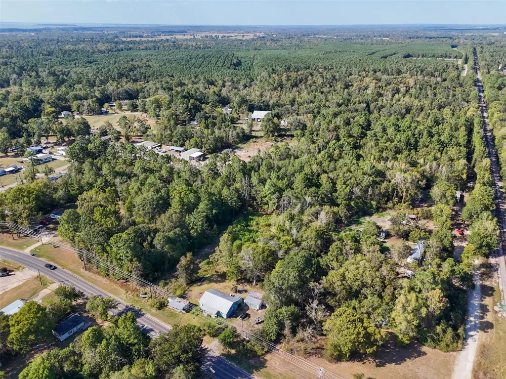 406 W Fm 1988 Goodrich, TX 77335