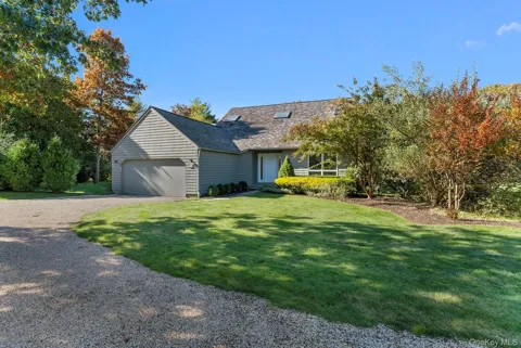 45 Huckleberry Lane