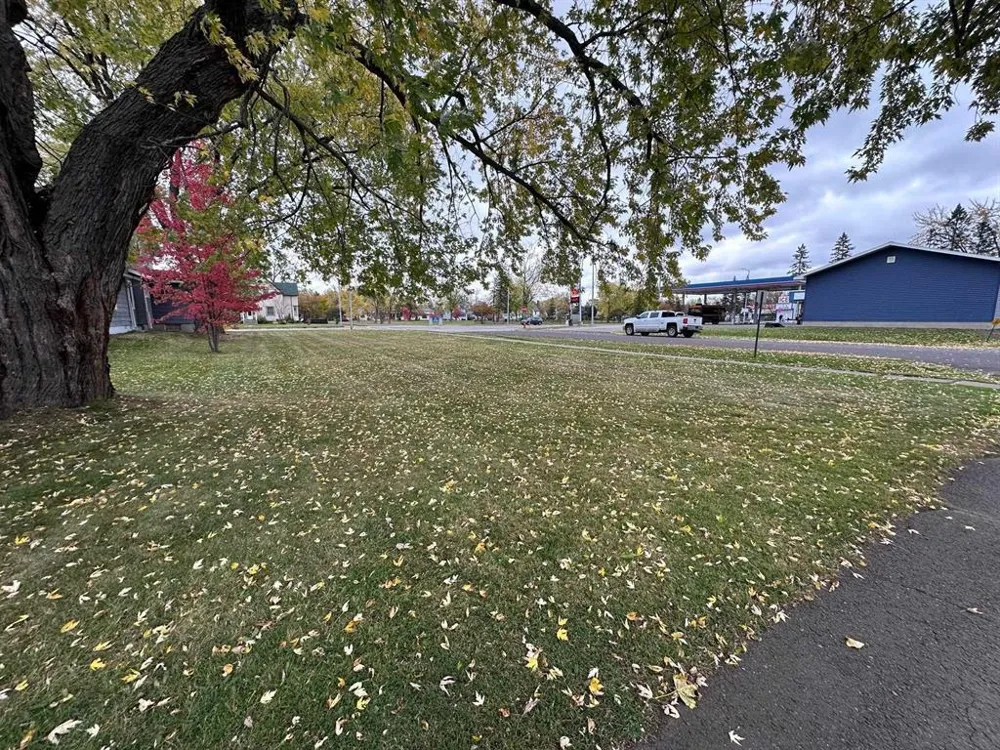 5634 Tower Avenue Superior, WI 54880