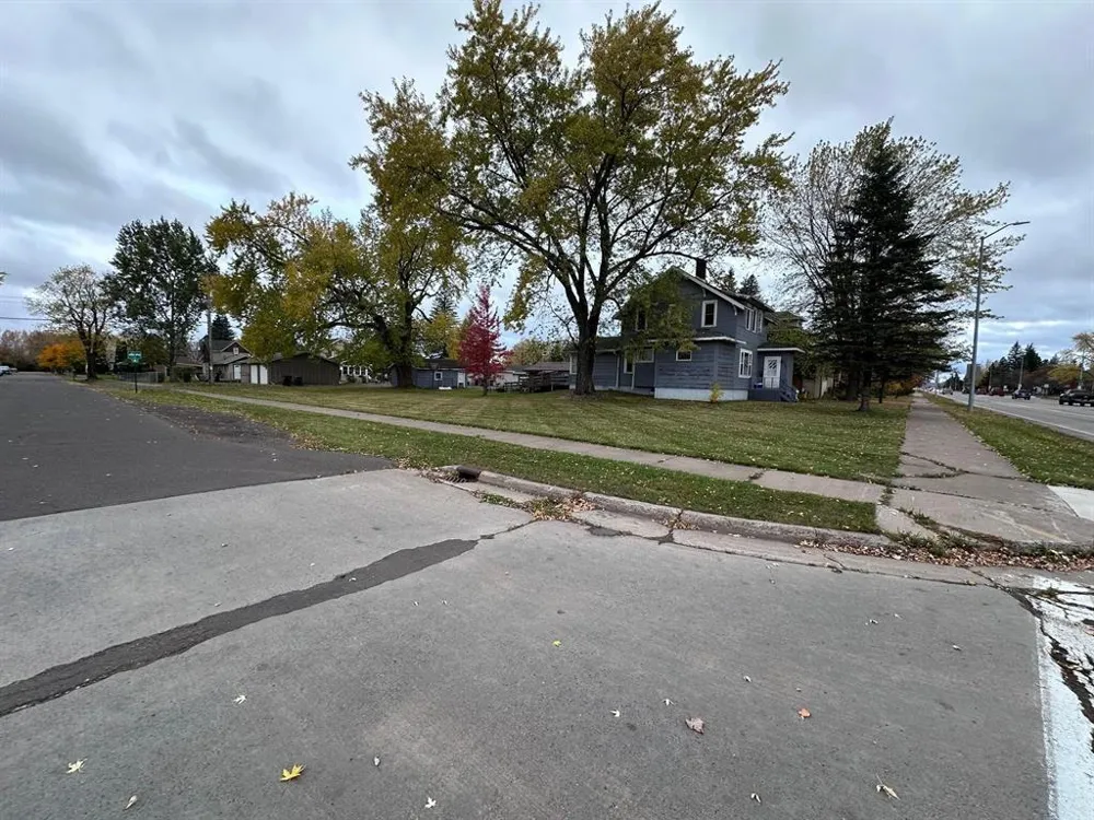 5634 Tower Avenue Superior, WI 54880