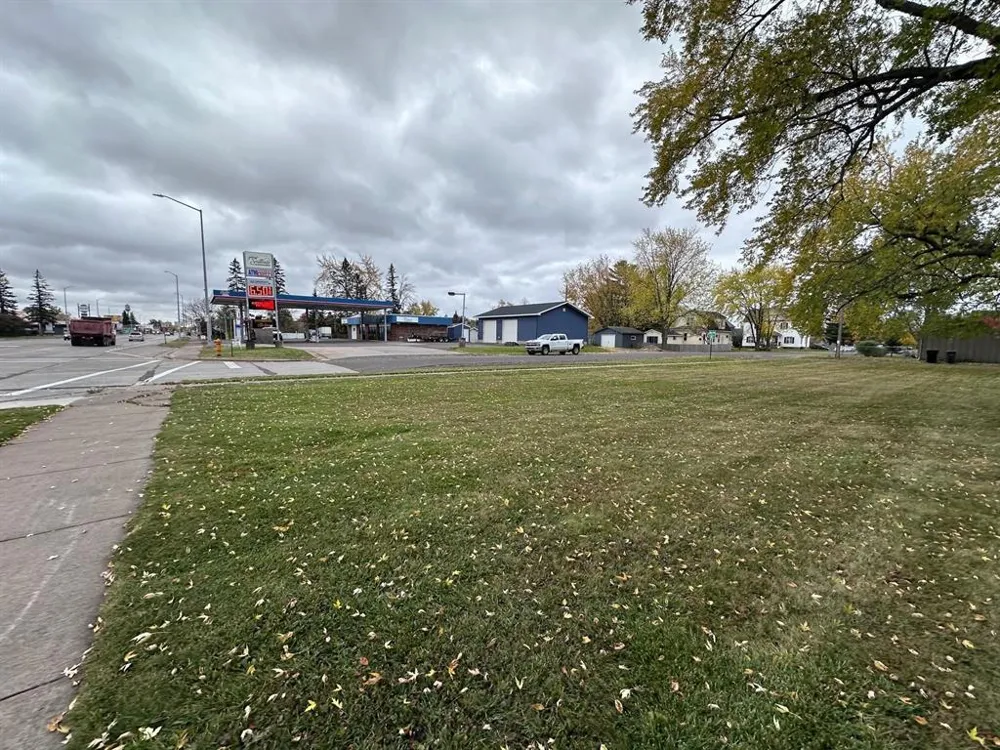 5634 Tower Avenue Superior, WI 54880