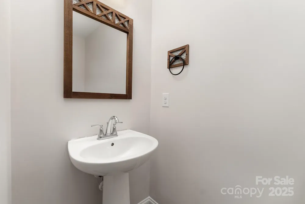 334 Embers Lane Clover, SC 29710