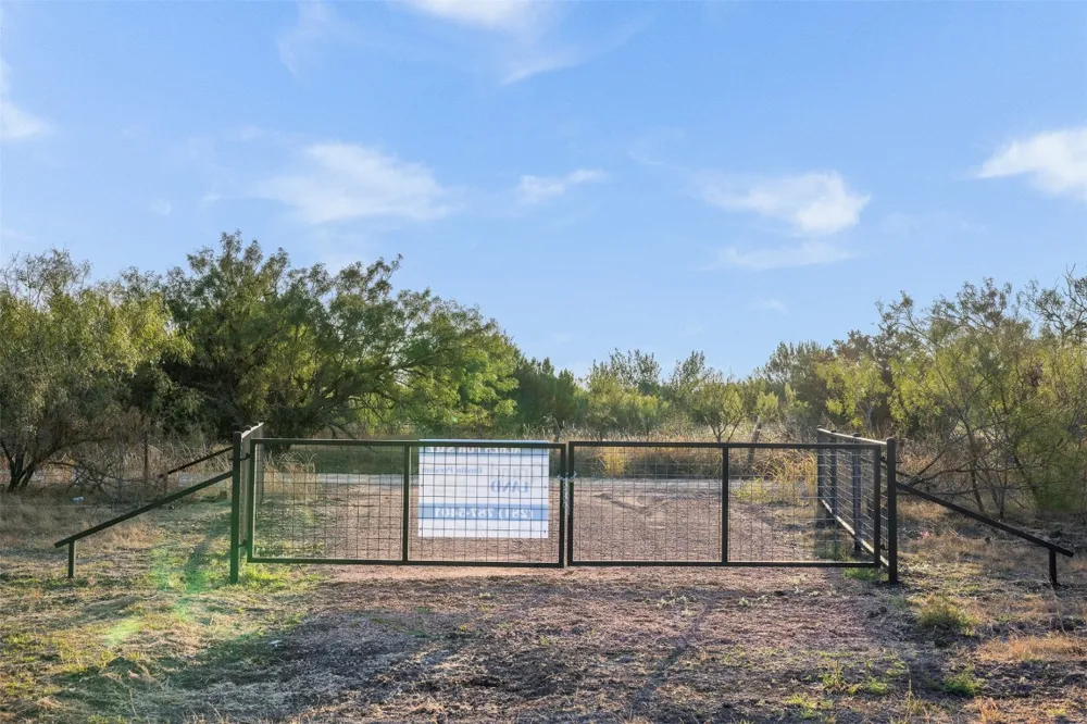 3 CR 424 Rochelle, TX 76872