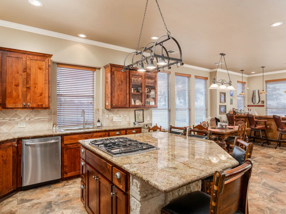 1801 County Road 470 Coupland, TX 78615