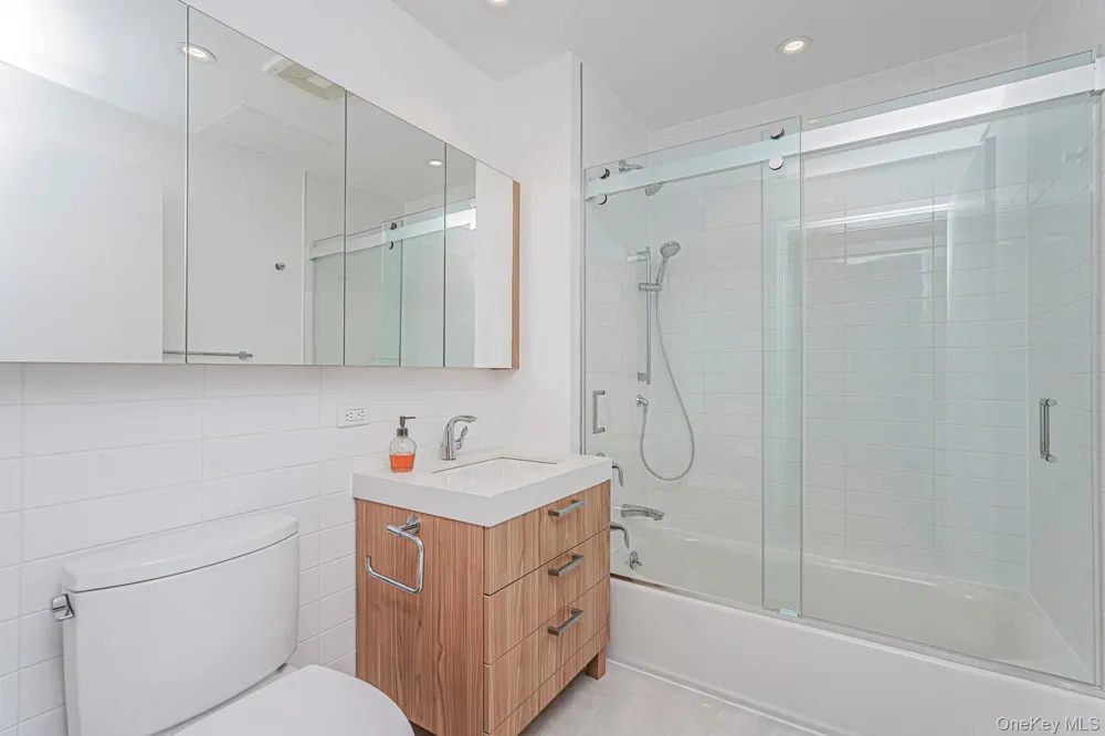 133 Beach 116th Street #2C Rockaway Park, NY 11694