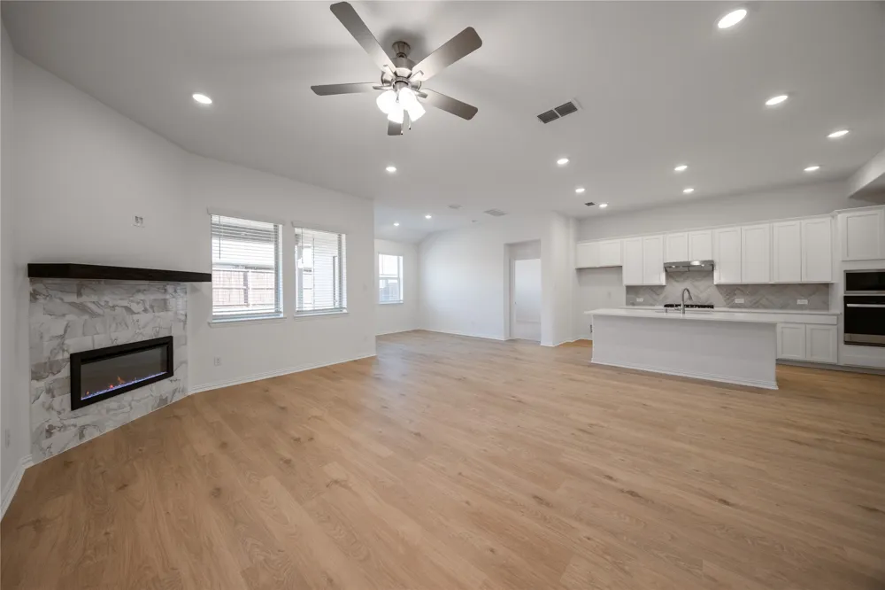 3921 Jasper Lane Celina, TX 75009