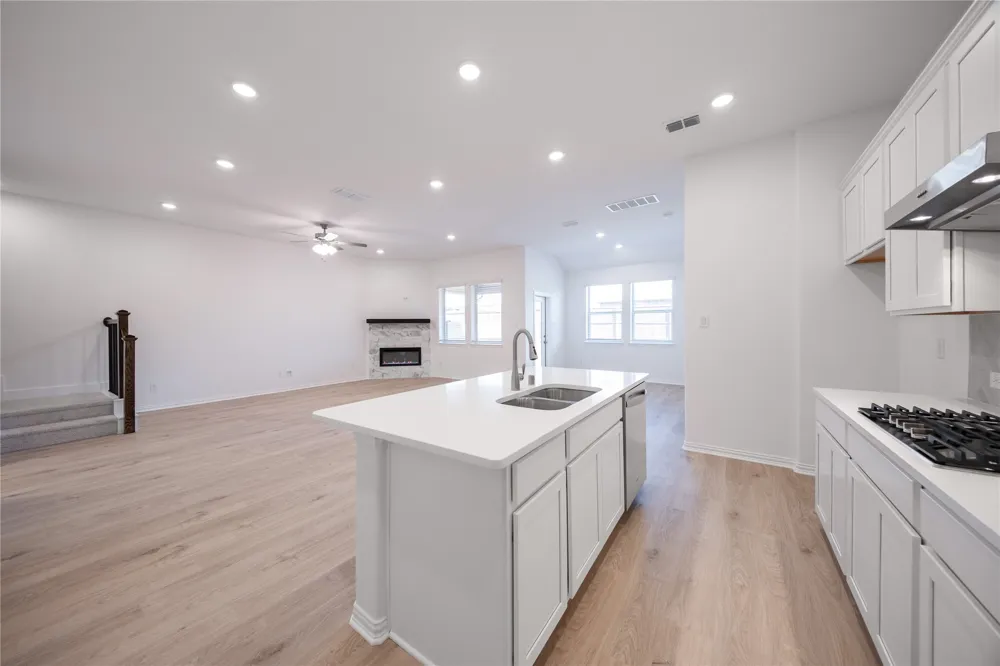 3921 Jasper Lane Celina, TX 75009
