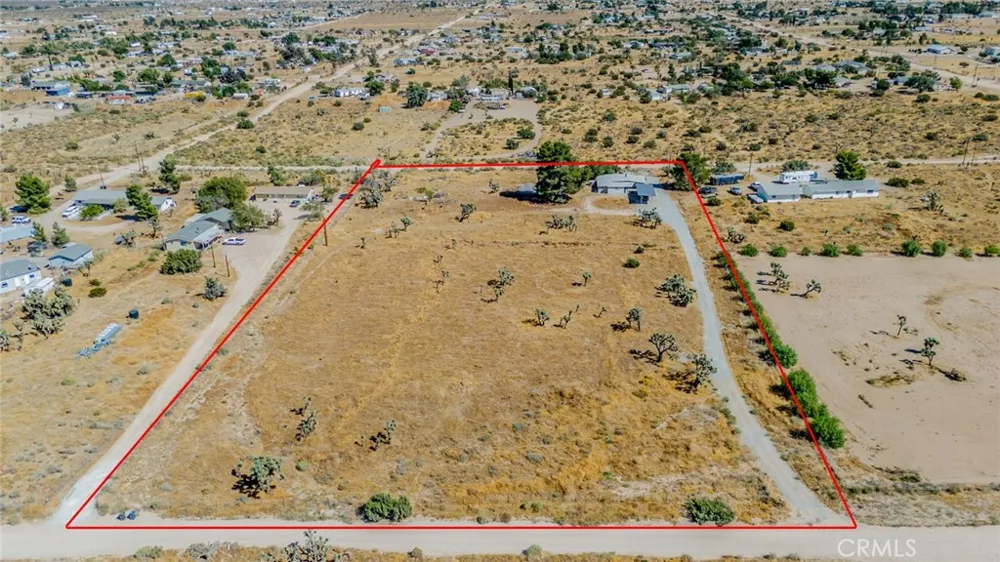 10601 Anderson Ranch Rd Phelan, CA 92371