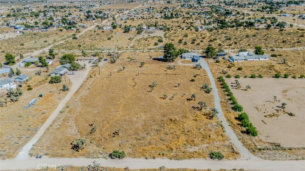 10601 Anderson Ranch Rd Phelan, CA 92371