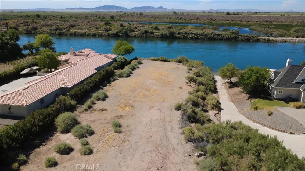 7825 Rio Vista Drive Big River, CA 92242