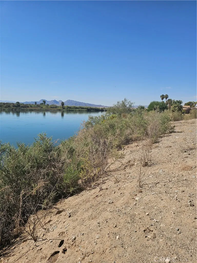 7825 Rio Vista Drive Big River, CA 92242