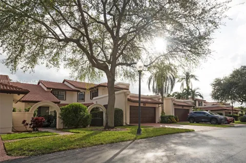 9318 NW 50th Doral Cir #00