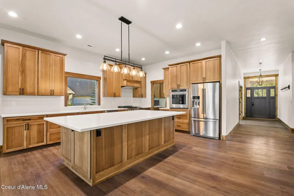 1047 Comeback Bay Lane Sagle, ID 83860