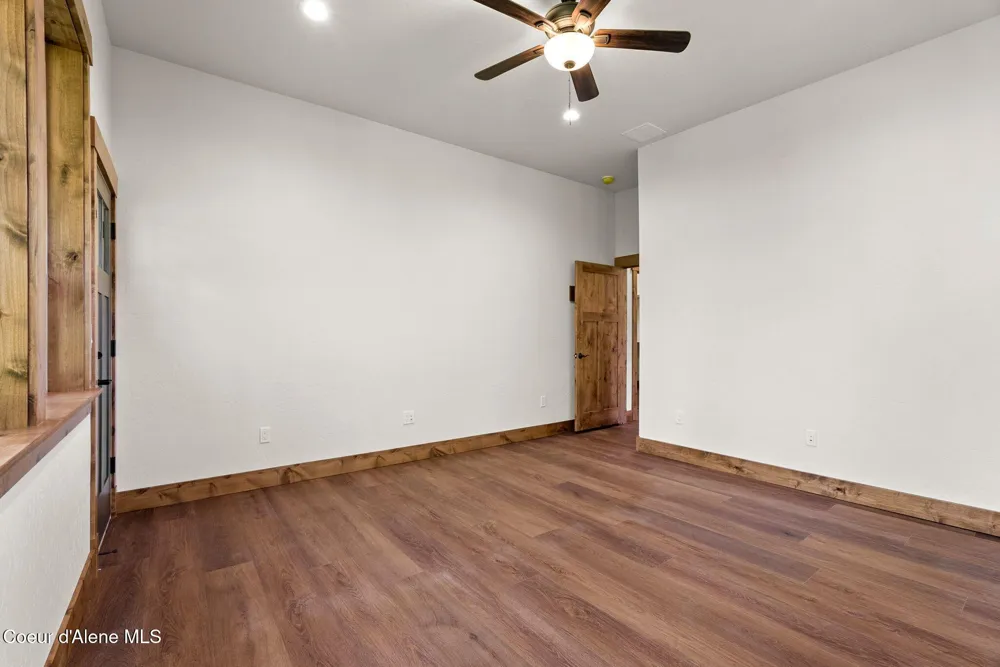 1047 Comeback Bay Lane Sagle, ID 83860