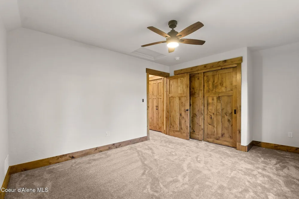 1047 Comeback Bay Lane Sagle, ID 83860