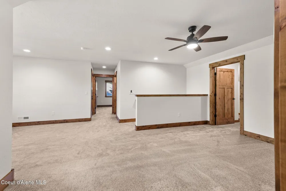 1047 Comeback Bay Lane Sagle, ID 83860