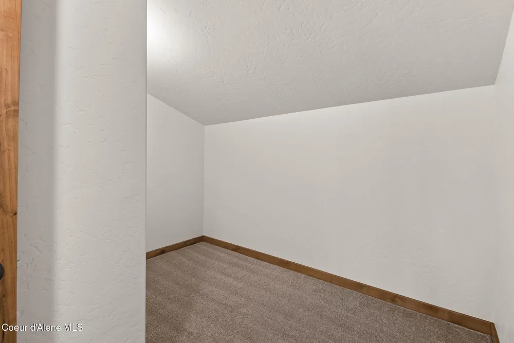 1047 Comeback Bay Lane Sagle, ID 83860