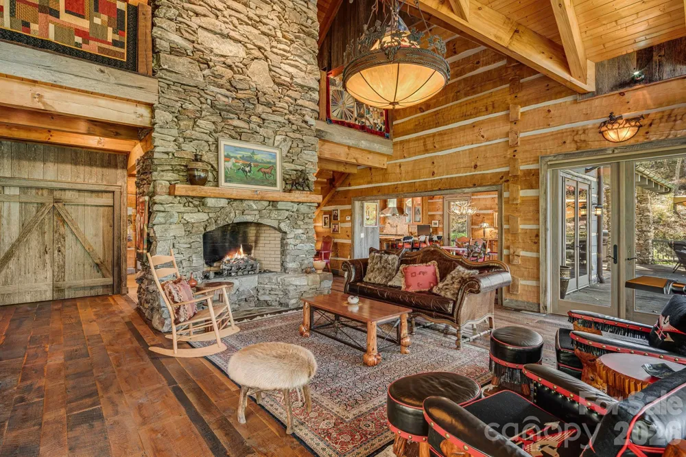 99 Thistle Ridge Canton, NC 28716