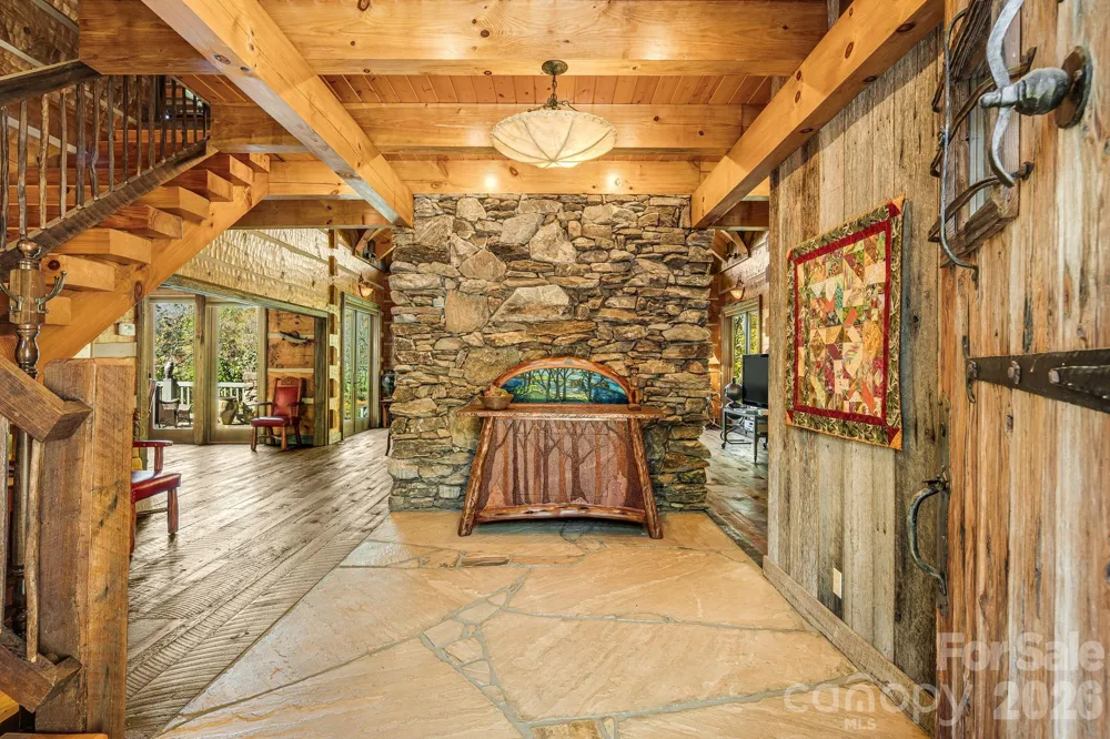 99 Thistle Ridge Canton, NC 28716