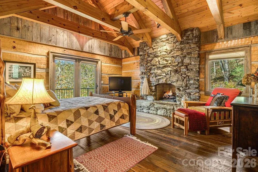 99 Thistle Ridge Canton, NC 28716