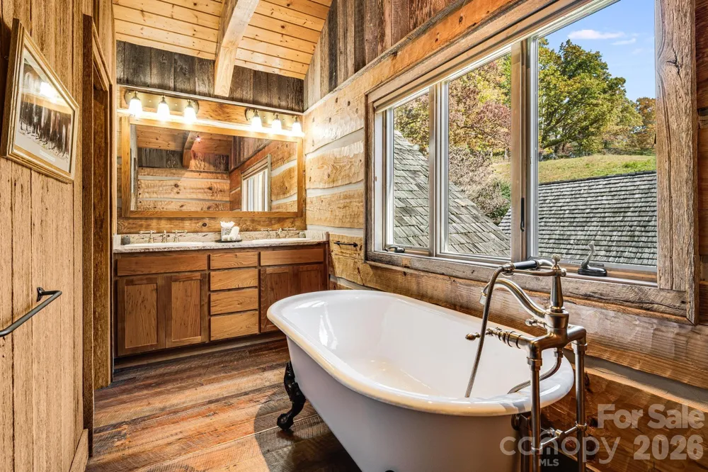 99 Thistle Ridge Canton, NC 28716