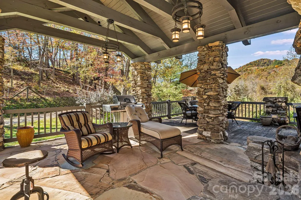 99 Thistle Ridge Canton, NC 28716