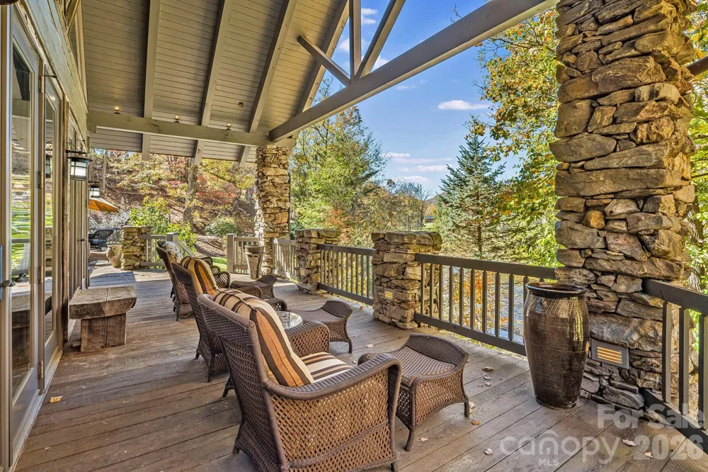 99 Thistle Ridge Canton, NC 28716
