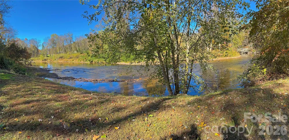 99 Thistle Ridge Canton, NC 28716