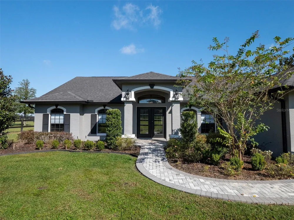 15921 NW HIGHWAY 464B Morriston, FL 32668