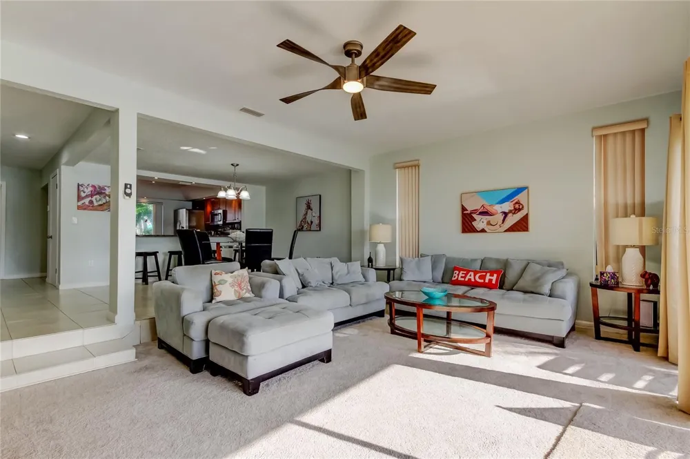 135 92ND AVENUE #5 Treasure Island, FL 33706