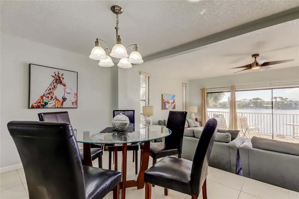 135 92ND AVENUE #5 Treasure Island, FL 33706