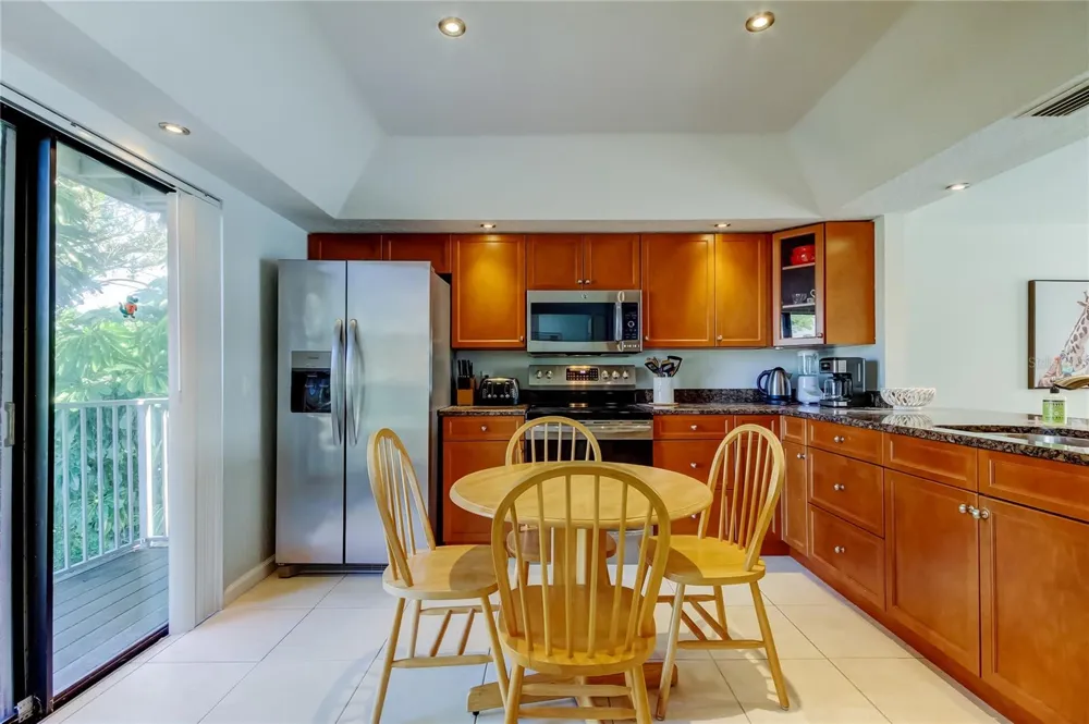 135 92ND AVENUE #5 Treasure Island, FL 33706