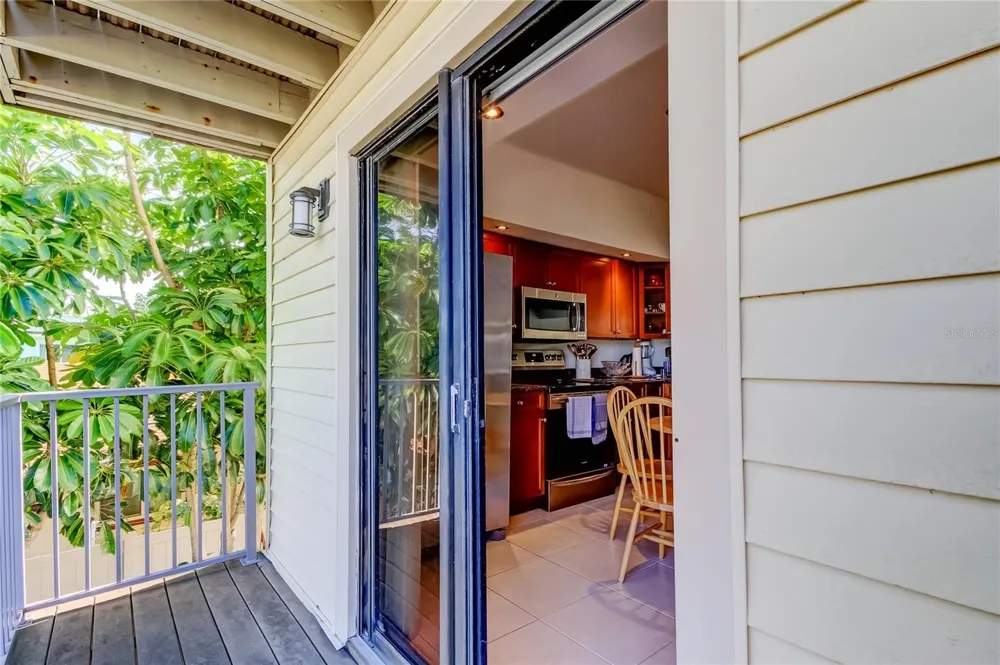 135 92ND AVENUE #5 Treasure Island, FL 33706