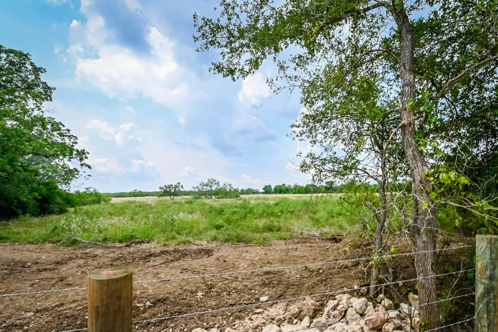 County Road 447 Waelder, TX 78959