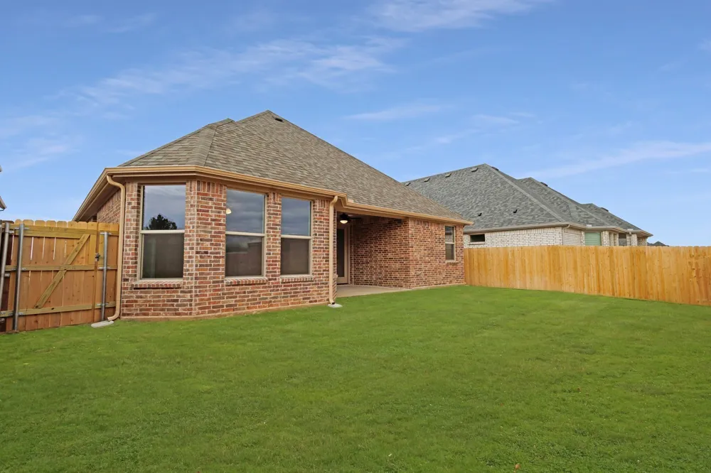 2908 Weslyan Oak Street Bedford, TX 76021