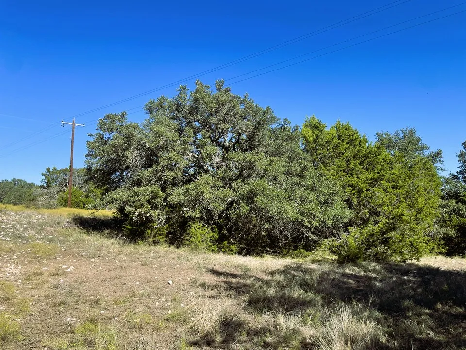 1276 Fm 574 W Mullin, TX 76864
