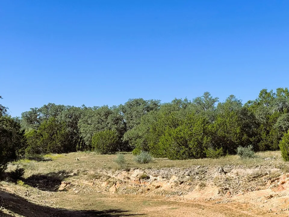 1276 Fm 574 W Mullin, TX 76864