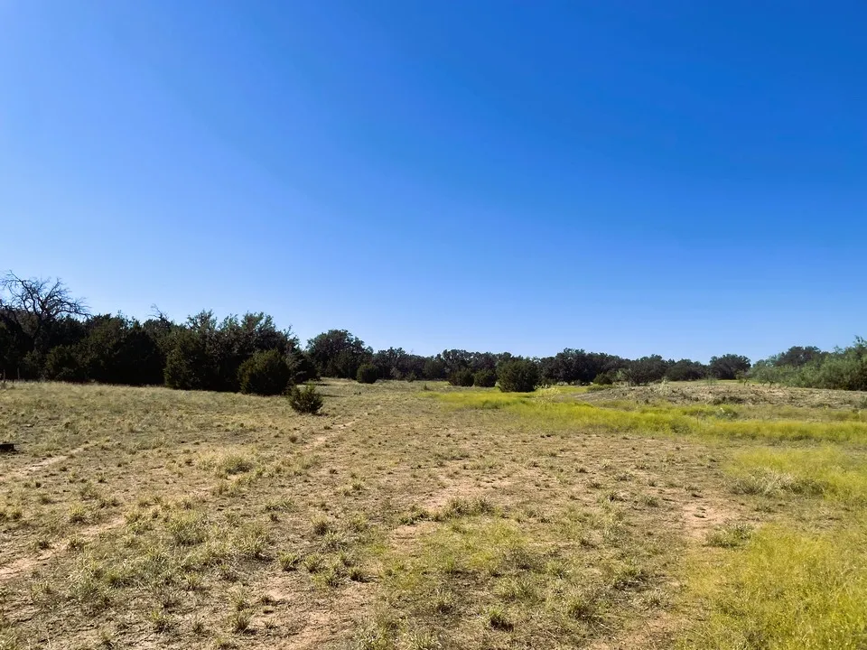1276 Fm 574 W Mullin, TX 76864