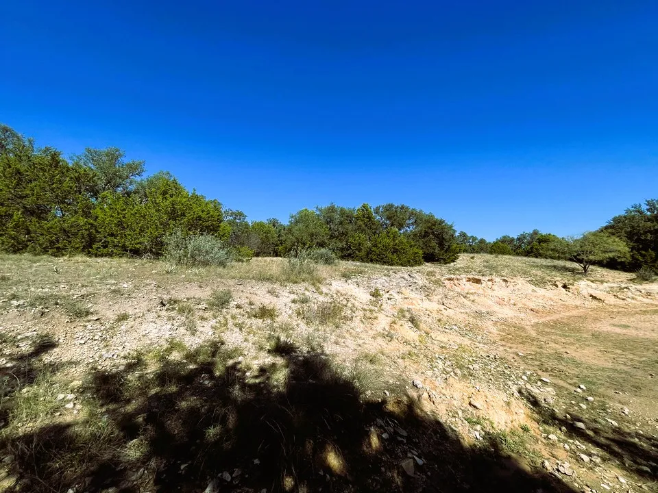 1276 Fm 574 W Mullin, TX 76864